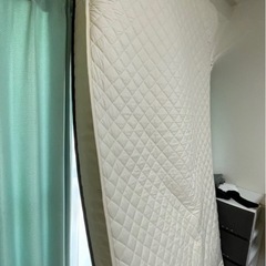 シングルベッド　フレームとマットレスの画像