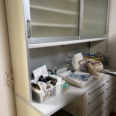 食器戸棚(大型)　かなり大きな食器戸棚　千葉県浦安市　(配達応相談)　◆幅160cm◆　キッチン収納　キッチン家具の画像