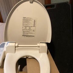 東芝製温水洗浄便座、ジャンク品の画像