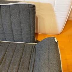 ソファ、ニトリマットレスの画像