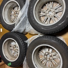 インフィニティ純正ホイールスタッドレスタイヤ　fx37に使用の画像