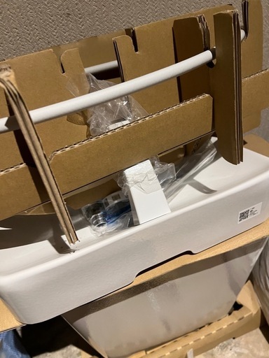 新品・未使用　　リクシル・イナックス　トイレ