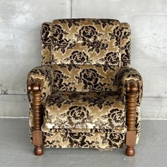 ✦喫茶店レトロ✦花柄モケット ソファ 木製アーム 昭和ヴィンテージ 金華山の画像