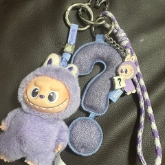 ラブブ　イニシャルチャームの画像