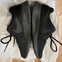 NIKE ナイキ スニーカー ブラック 24.5 レディース　メッシュ　黒　タンジュンの画像