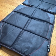 チャイルドシート　保護シートの画像