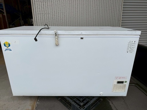 業務用冷凍ストッカー