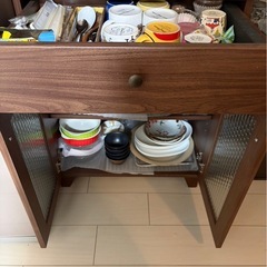 食器棚の画像