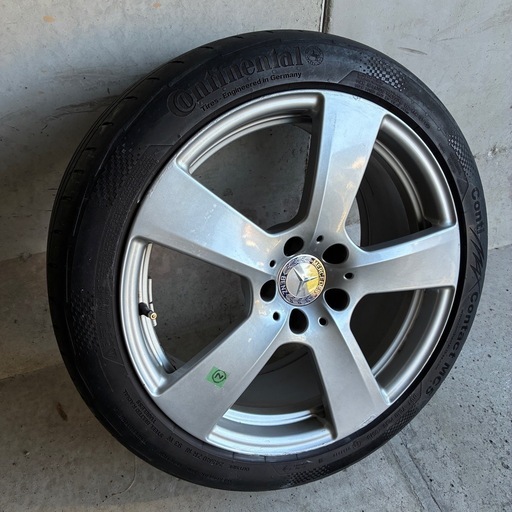 【市販品の半額以下】ホイール＆タイヤの4本セット、ベンツ車（E250ステーションワゴン）