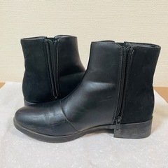 ショートブーツ　ブラック　Lサイズ（24〜24.5センチ）の画像