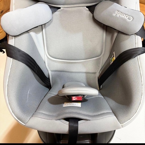 Combi コンビ クルムーヴ アドバンス ISOFIX JP-590