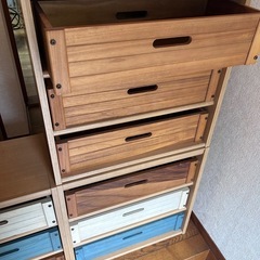 レトロ収納引き出しの画像