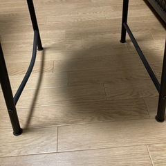 カフェテーブルの画像