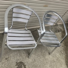お買い得‼️ 幅広アルミチェアー2脚 の画像