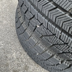 ブリジストンVRX  155\65-14スタッドレスタイヤ
の画像