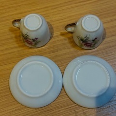 B8024【ミニチュア】 ティーセット 花柄 バラの画像