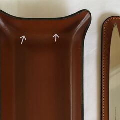 スチール製レターオープナー ＆ 本革製トレイの画像