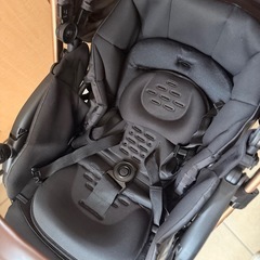 combi   コンビ　『美品』ベビーカースゴカルswitch plus 
エッグショックexの画像