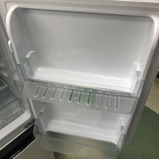 ジャングルジャングル貝塚店　冷蔵庫　ハイセンス　2021年製　白　ホワイト　右開き　2ドア　154L 冷凍冷蔵庫　低温ケース　耐熱トッ
