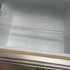 TOSHIBA冷蔵庫　今から10ぷん即決の方譲ります。それ以降捨てます。の画像