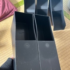 今日、明日引き取りの方無料　セリアで購入、本スタンド？の画像