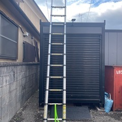 コンパクト折りたたみはしごの画像