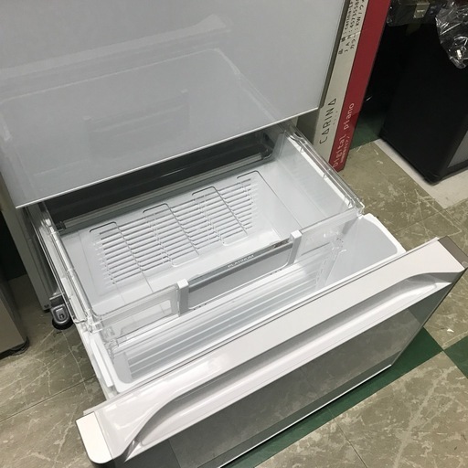 ジャングルジャングル貝塚店　冷蔵庫　ヒタチ　白　ホワイト　2019年製　401L 真空チルド　左開き　5ドア　冷凍冷蔵庫　自動霜取り　自動製氷　クリスタルドア　中古　リサイクル　貝塚市　二色浜