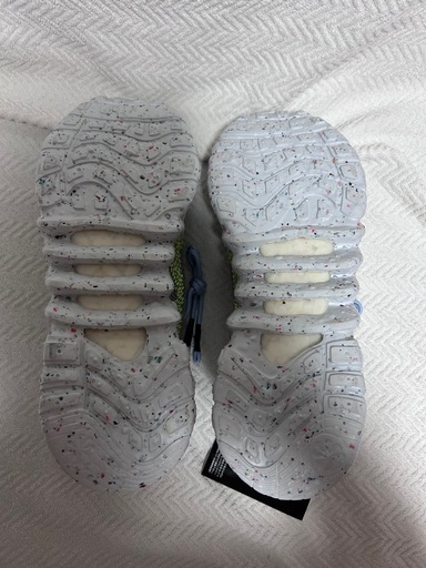 新品未使用　Nike Space Hippie Collection 01