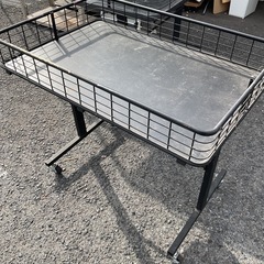 折りたたみ販売ワゴン　キャスター付きの画像