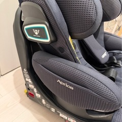April’s チャイルドシートの画像