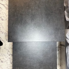 オシャレなローテーブルの画像