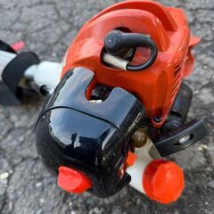 ECHO（エコー）、株式会社やまびこ　エンジン刈払機（草刈り機）、肩掛け式　 CGT245DXの画像