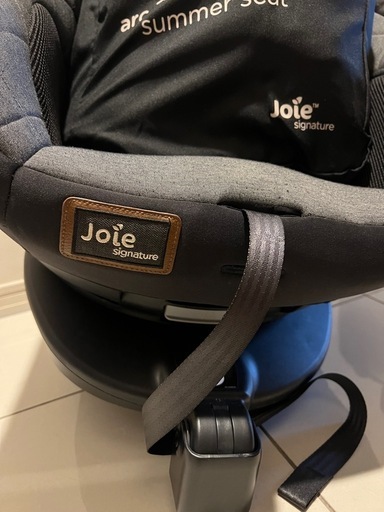 JOIE
車用チャイルドシート