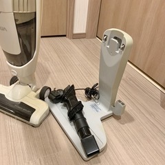 AQUA  掃除機 コードレス ハンディの画像