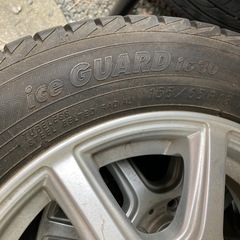 取引決定　スタッドレスタイヤ 4本の画像