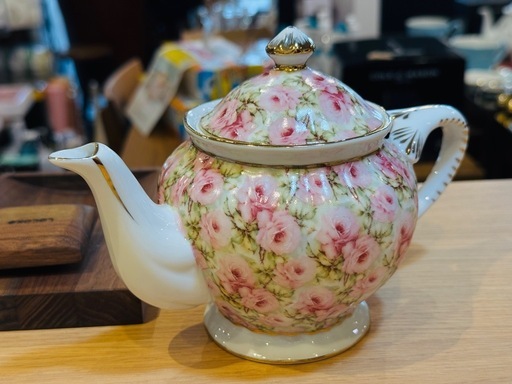 A8039【ロイヤルアーデン】 ティーポット 花柄 茶こし付
