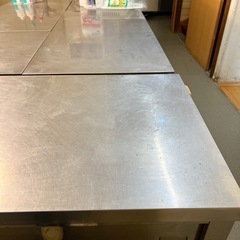 引き戸付き作業台の画像