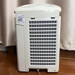 手渡し限定/名古屋市★中古/SHARP プラズマクラスター7000 加湿空気清浄器 ホワイト KC-A50 2012年製の画像