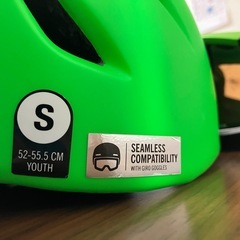 【GIRO】スキースノボ用　キッズヘルメットの画像