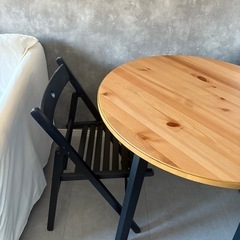 【IKEA】ダイニングテーブル&2脚分チェアの画像
