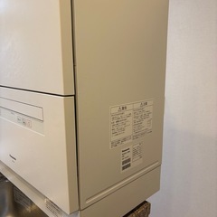 Panasonic 電気食器洗い乾燥機　NP-TA4-W 中古　　の画像