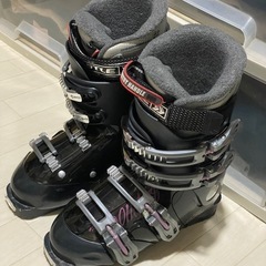 SALOMON サロモン ルシエル le ciel 131 ツインチップ  KASTLE（ケスレー）スキーブーツ　#5 24.0〜24.5 ストック　ポール　スキーセットの画像