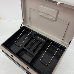 No.181カードキイ式キャッシュボックス　中古品の画像