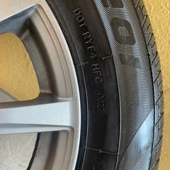 195/65r15アルミホイールとタイヤの画像