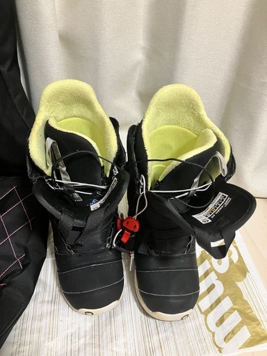 【4点セット】BURTON 板・ビンディング・シューズ+ケース