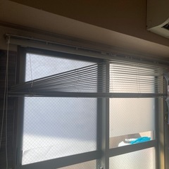 早い方優先　2ヶ月使用　楽天NOKKIストア　ブラインドカーテンの画像