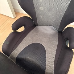 エールベベ　チャイルドシートの画像
