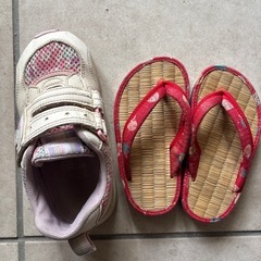 サンダル　草履　14-15cmくらいの画像