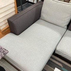 東京インテリア　カウチソファー　※背クッション一つ欠品です。の画像