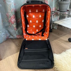 【難あり】ミッフィー　キャリーバッグ
の画像